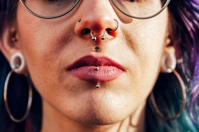 Enhance Your Face Look With Septum Jewellery